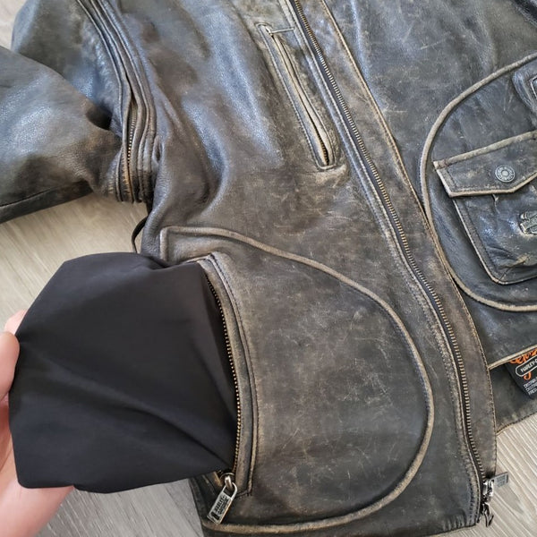 Leather items repair