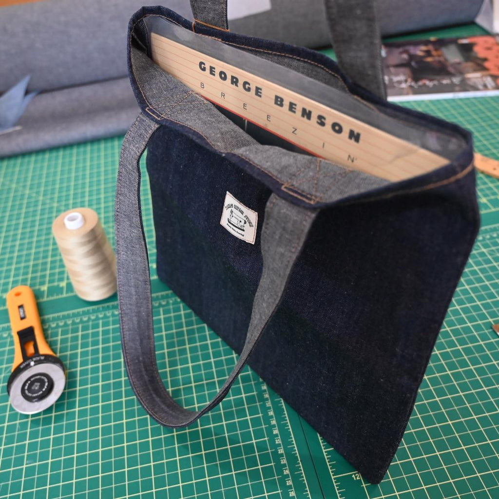 Heavy duty record bag